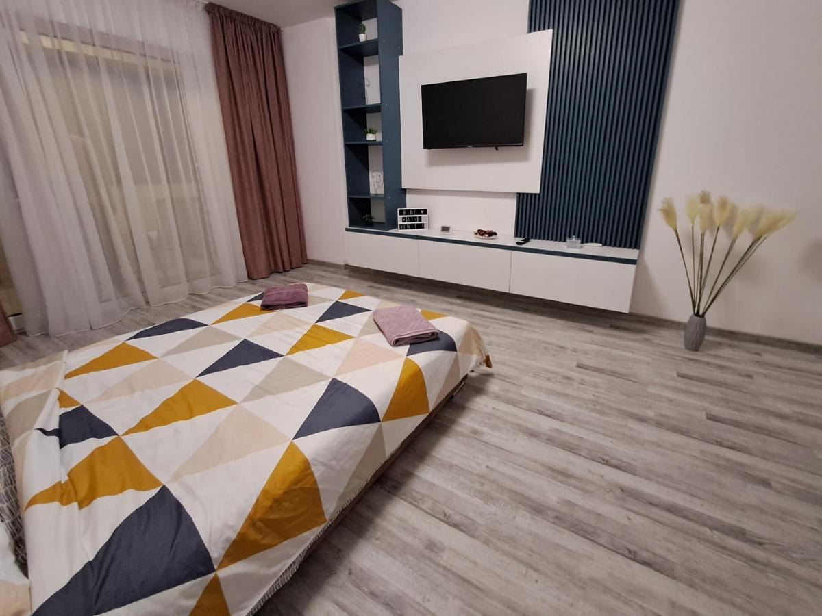 Happy Rental Apartments 2 Craiova Extérieur photo